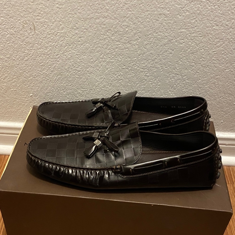Authentic Louis Vuitton Men's Dark Brown Checkered Loafers - Picture 4 of 6